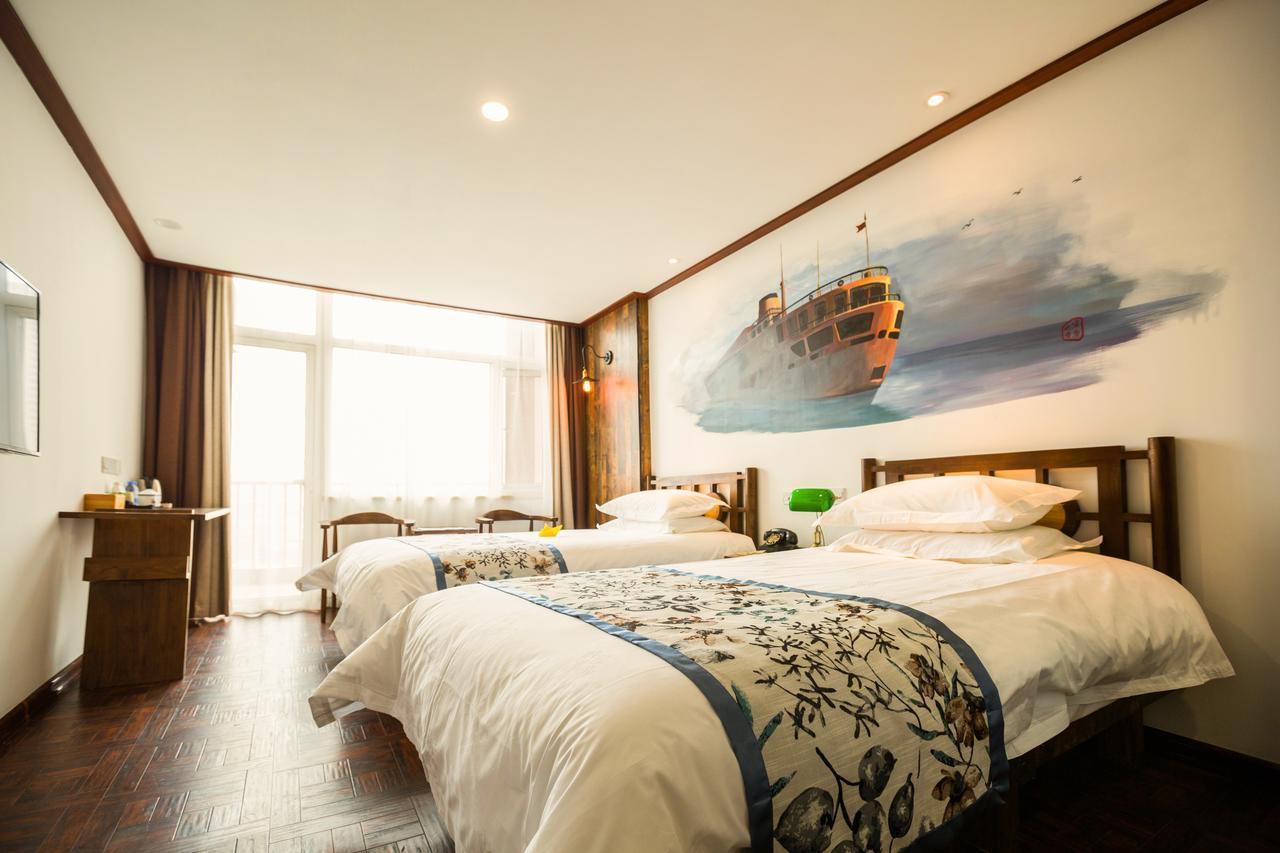 Nostalgia Hotel Near Tianjin Polar Ocean Word- Tianjin Fonte Joy World, 10 Minutes Drive Away From Tianjin Tanggu High-Speed Railway Station, Free Ice-Cream, Mineral Water, Snacks And Laundry Service, English Communication Well Exterior photo