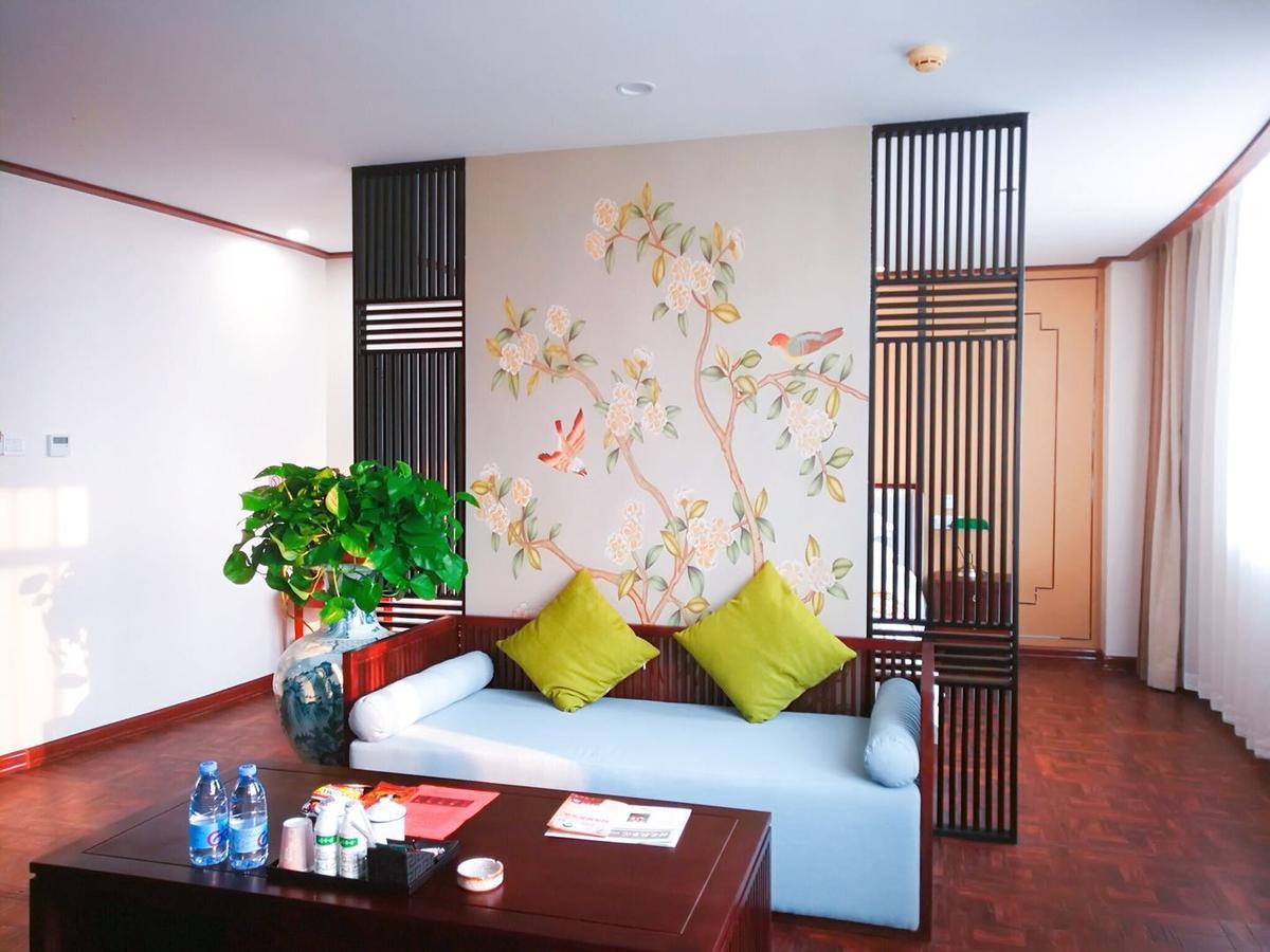 Nostalgia Hotel Near Tianjin Polar Ocean Word- Tianjin Fonte Joy World, 10 Minutes Drive Away From Tianjin Tanggu High-Speed Railway Station, Free Ice-Cream, Mineral Water, Snacks And Laundry Service, English Communication Well Exterior photo